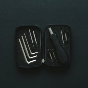Kit Utensili Isolati per Elettricista
